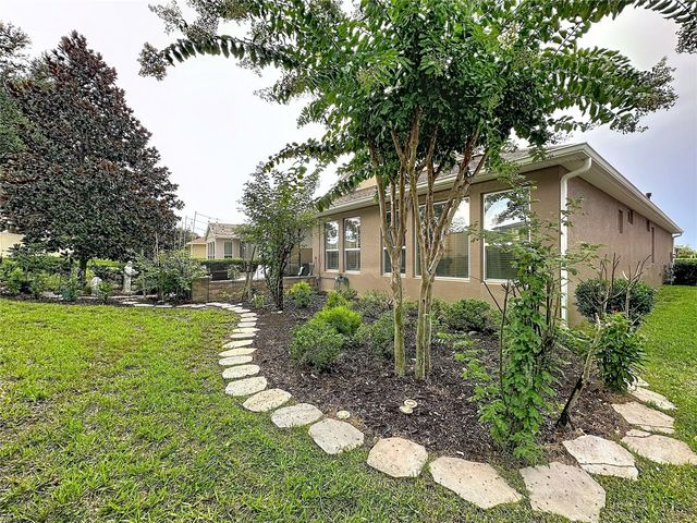 255 SILVER MAPLE ROAD, Groveland, FL 34736