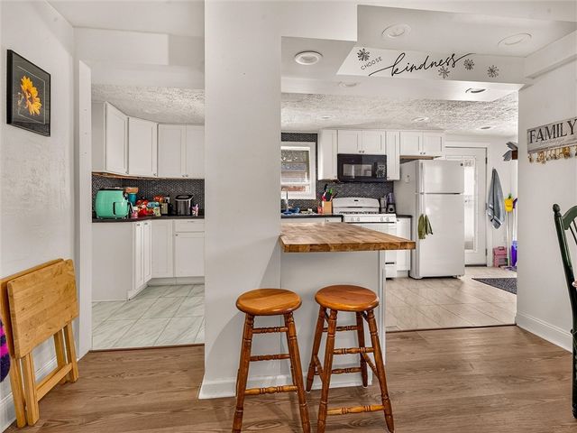 91 Midland Drive, Penfield, NY 14580