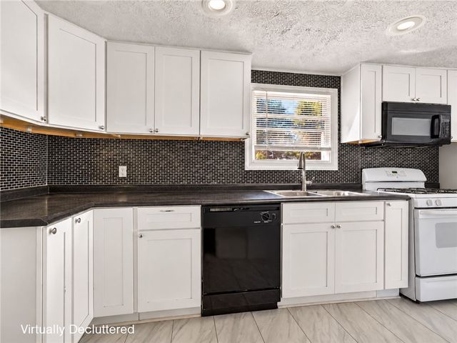 91 Midland Drive, Penfield, NY 14580