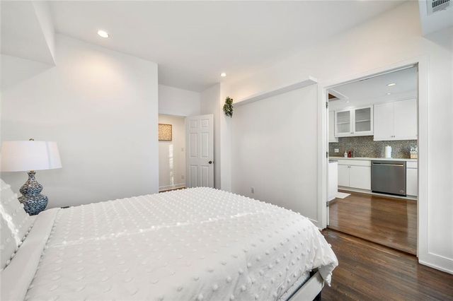 2840 Peachtree Road NW 502, Atlanta, GA 30305