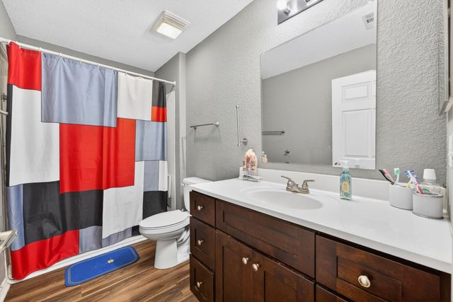5214 S Acres Drive, Houston, TX 77048