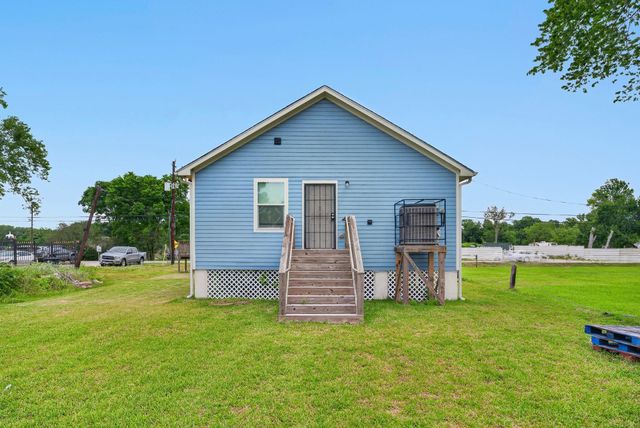 5214 S Acres Drive, Houston, TX 77048