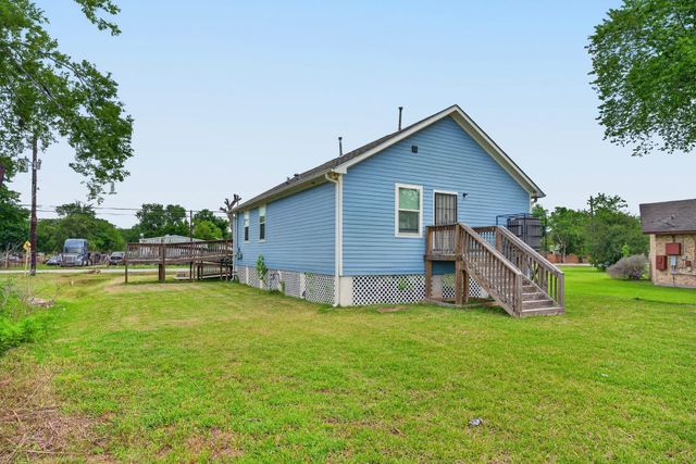 5214 S Acres Drive, Houston, TX 77048