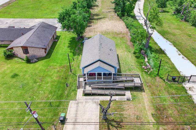 5214 S Acres Drive, Houston, TX 77048