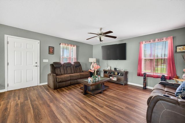 5214 S Acres Drive, Houston, TX 77048