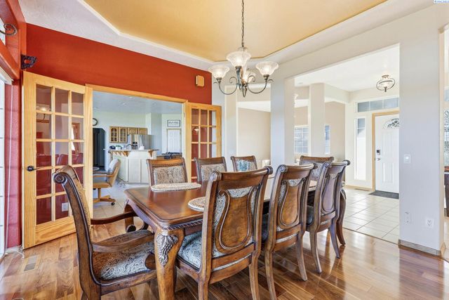 5016 W Yellowstone Ave, Kennewick, WA 99336