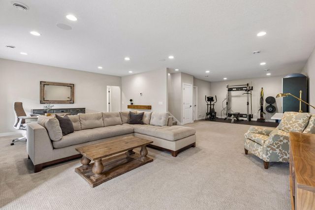 5495 Alvarado Lane N, Plymouth, MN 55446