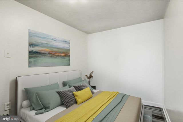 2533 S MILDRED ST, Philadelphia, PA 19148