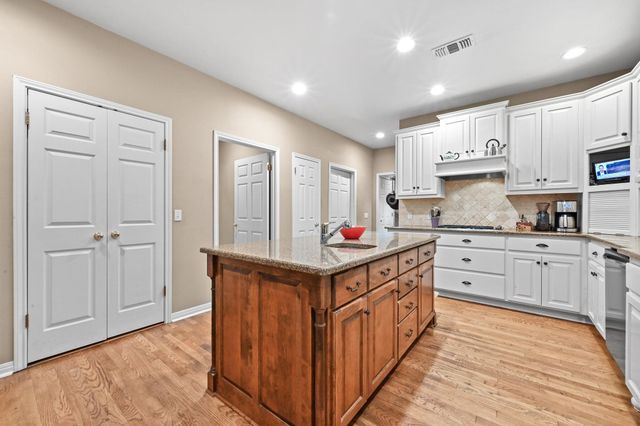 2 Rock Way CV, Austin, TX 78746