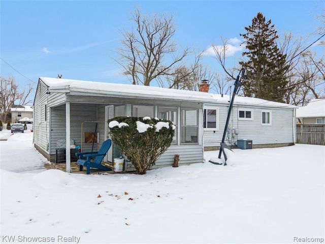 30815 Everett Street, Southfield, MI 48076