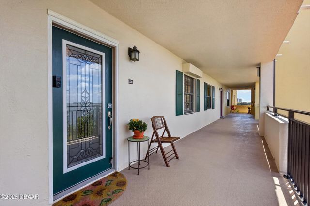 744 Marina Point Drive, Daytona Beach, FL 32114