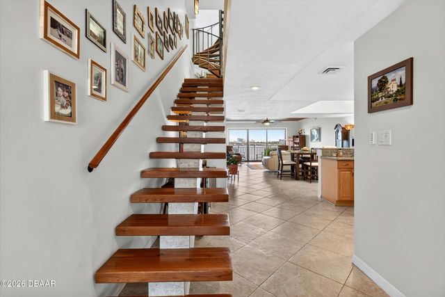 744 Marina Point Drive, Daytona Beach, FL 32114