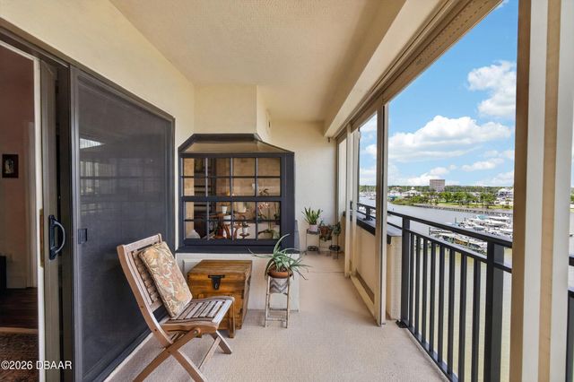 744 Marina Point Drive, Daytona Beach, FL 32114