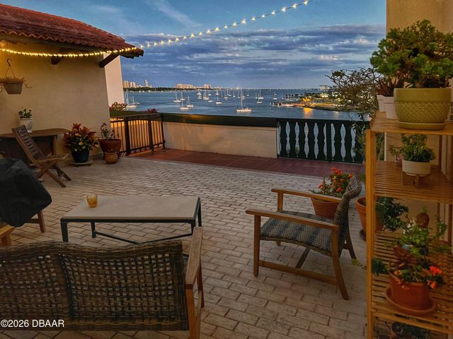744 Marina Point Drive, Daytona Beach, FL 32114