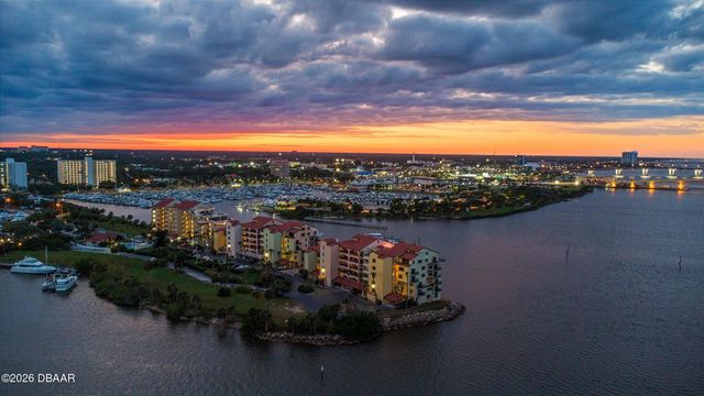 744 Marina Point Drive, Daytona Beach, FL 32114