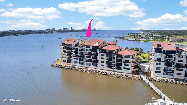 744 Marina Point Drive, Daytona Beach, FL 32114