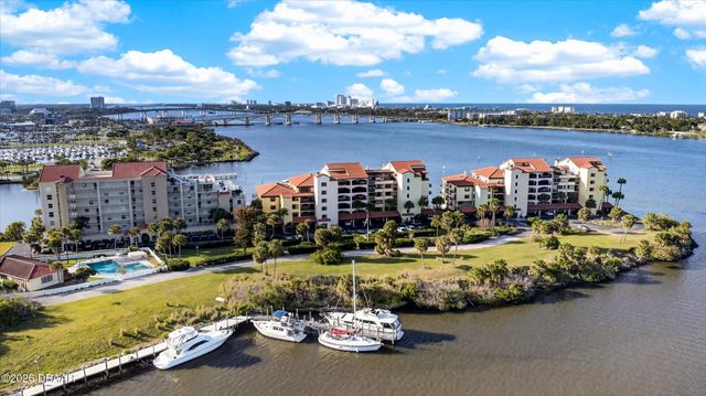 744 Marina Point Drive, Daytona Beach, FL 32114