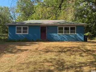 613 Lake Park Boulevard, Muscatine, IA 52761