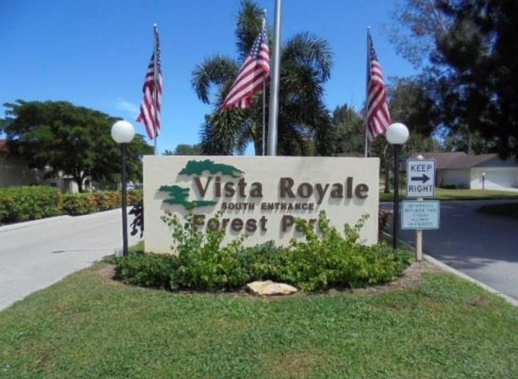 6 Vista Palm Lane 202, Vero Beach, FL 32962