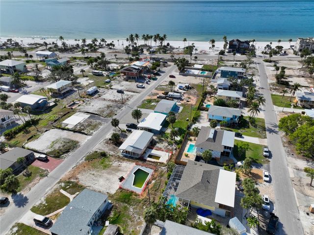 161 Hibiscus Drive, Fort Myers, FL 33931
