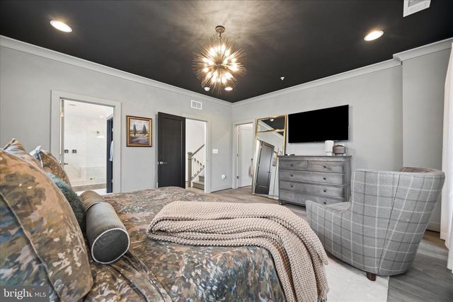 610 LEIGH WAY, Oxon Hill, MD 20745