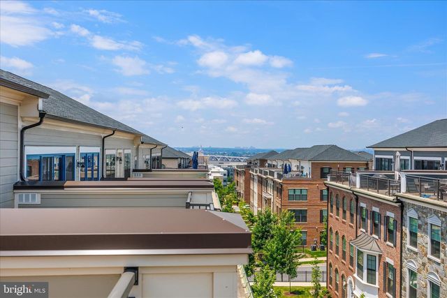 610 LEIGH WAY, Oxon Hill, MD 20745