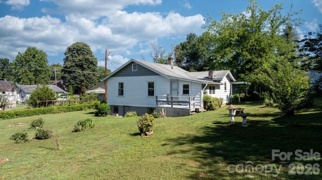 115 Brackett Street, Morganton, NC 28655