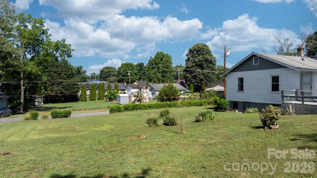 115 Brackett Street, Morganton, NC 28655