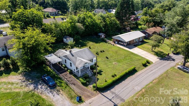115 Brackett Street, Morganton, NC 28655