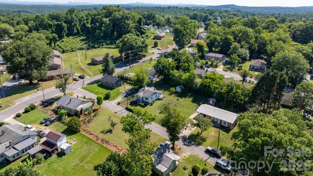 115 Brackett Street, Morganton, NC 28655