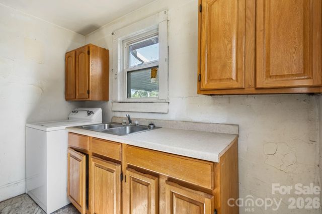 115 Brackett Street, Morganton, NC 28655