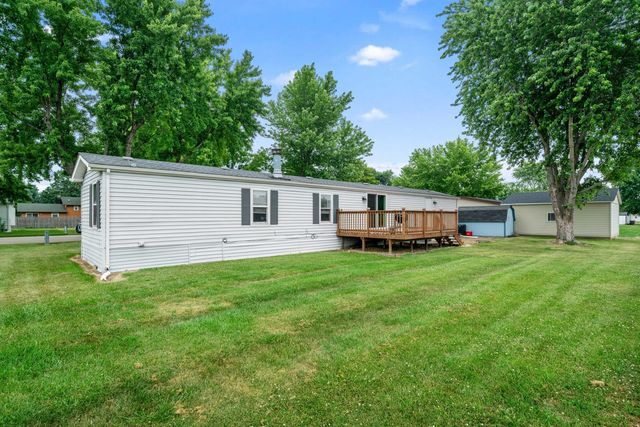 17 CHRISSY Drive, Sandwich, IL 60548