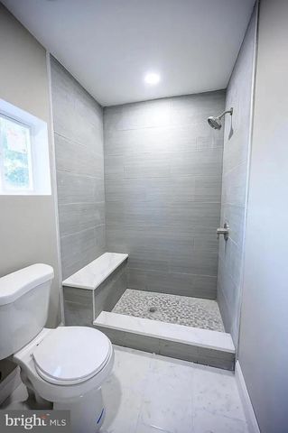 2212 GREENWICH ST, Philadelphia, PA 19146