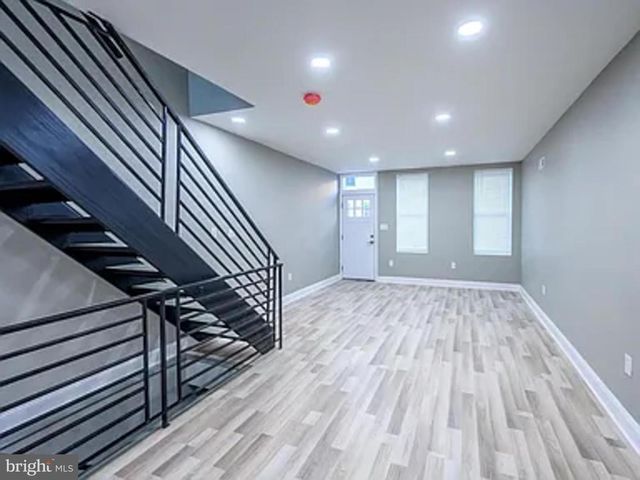 2212 GREENWICH ST, Philadelphia, PA 19146