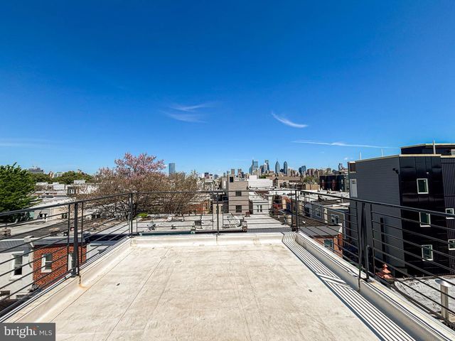 2212 GREENWICH ST, Philadelphia, PA 19146