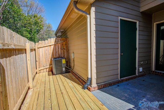 8151 Oldfield Road SW 7, Huntsville, AL 35802