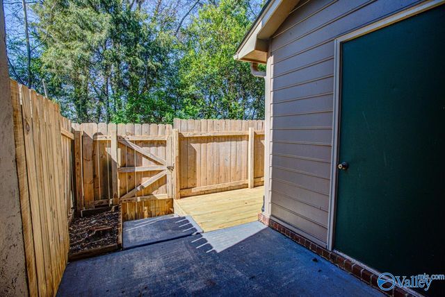 8151 Oldfield Road SW 7, Huntsville, AL 35802