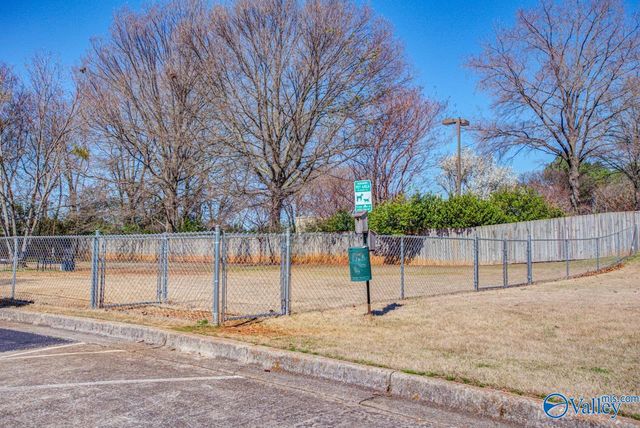 8151 Oldfield Road SW 7, Huntsville, AL 35802