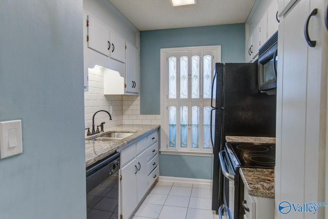 8151 Oldfield Road SW 7, Huntsville, AL 35802