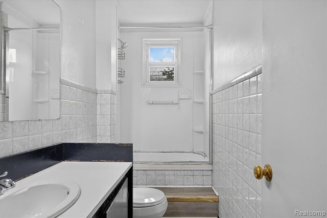 27036 Townley Street, Madison Heights, MI 48071