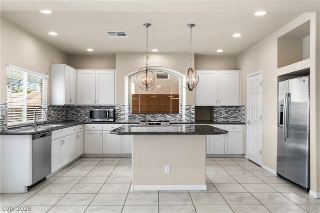 5543 Dancing Fox Court, Las Vegas, NV 89139