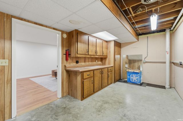 1221 Windsor Woods Boulevard, Fort Wayne, IN 46845