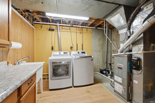 1221 Windsor Woods Boulevard, Fort Wayne, IN 46845