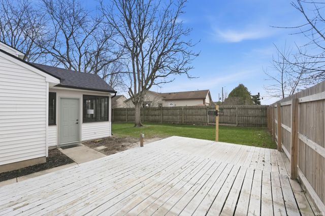 1221 Windsor Woods Boulevard, Fort Wayne, IN 46845