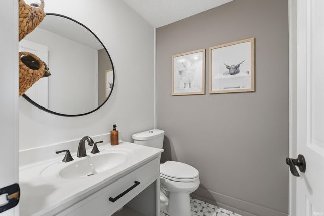 1221 Windsor Woods Boulevard, Fort Wayne, IN 46845