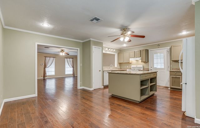 7507 Forelock, San Antonio, TX 78240