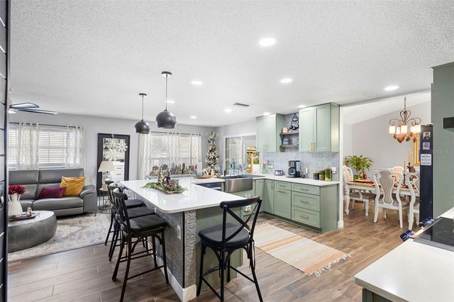 2656 IVYDALE DRIVE, Deltona, FL 32725