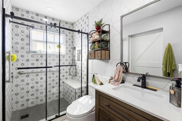 2656 IVYDALE DRIVE, Deltona, FL 32725