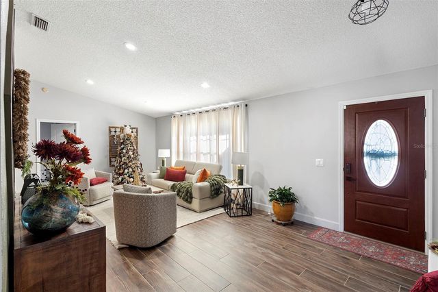 2656 IVYDALE DRIVE, Deltona, FL 32725