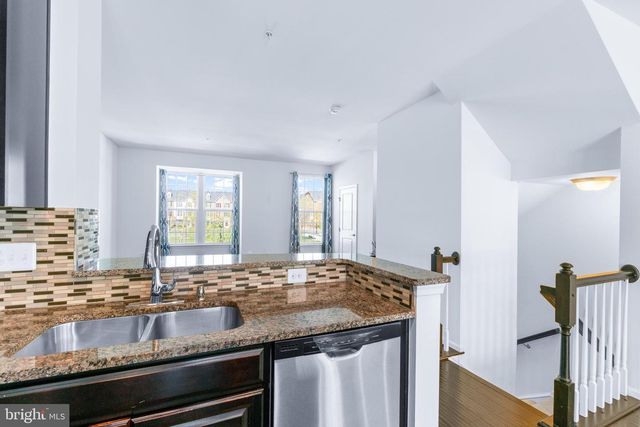 5365 S CENTER DR, Greenbelt, MD 20770